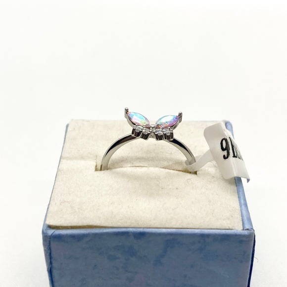 Size 7 Rainbow Silver Tone Butterfly Ring - Picture 2 of 10
